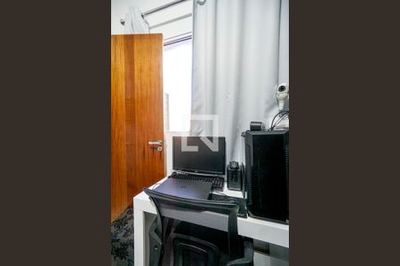 Quarto 01 de apartamento à venda com 2 quartos, 33m² em Vila Carrão, São Paulo