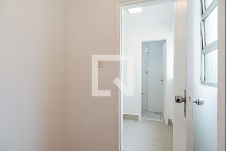 Apartamento para alugar com 61m², 2 quartos e 1 vaga Apartamento para alugar com 61m², 2 quartos e 1 vagaQuarto de Serviço