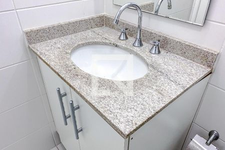 Apartamento para alugar com 55m², 2 quartos e 2 vagasBanheiro