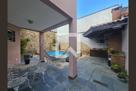Casa à venda com 350m², 4 quartos e 5 vagasPiscina e churrasqueira