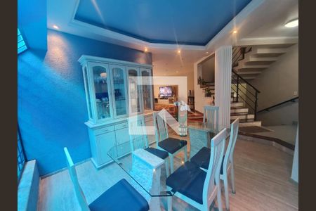 Casa à venda com 350m², 4 quartos e 5 vagasSala de jantar