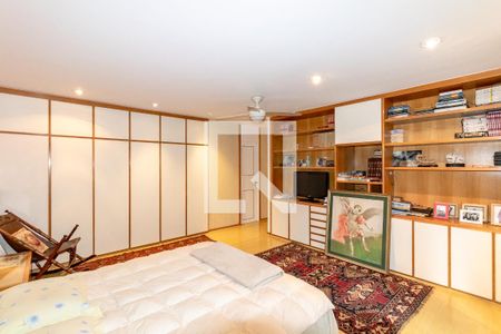 Apartamento à venda com 214m², 3 quartos e 2 vagas Apartamento à venda com 214m², 3 quartos e 2 vagasQuarto 1