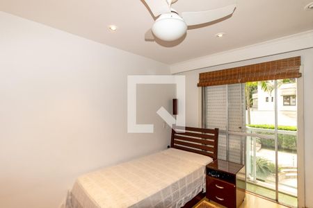 Apartamento à venda com 214m², 3 quartos e 2 vagas Apartamento à venda com 214m², 3 quartos e 2 vagasQuarto 3