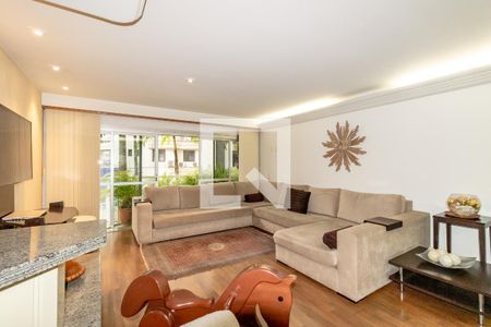 Apartamento à venda com 214m², 3 quartos e 2 vagas Apartamento à venda com 214m², 3 quartos e 2 vagasSala
