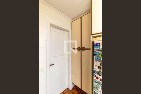 Apartamento à venda com 214m², 3 quartos e 2 vagas Apartamento à venda com 214m², 3 quartos e 2 vagasCozinha