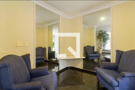 Apartamento à venda com 214m², 3 quartos e 2 vagas Apartamento à venda com 214m², 3 quartos e 2 vagasÁrea comum - Hall de entrada