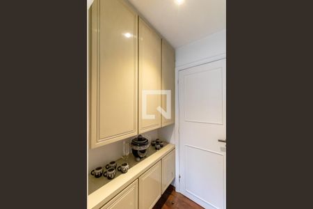 Apartamento à venda com 214m², 3 quartos e 2 vagas Apartamento à venda com 214m², 3 quartos e 2 vagasSala