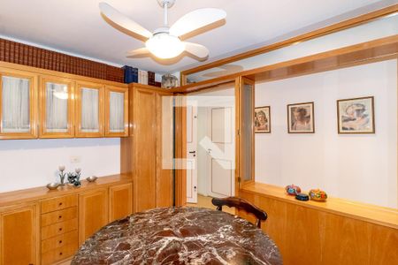 Apartamento à venda com 214m², 3 quartos e 2 vagas Apartamento à venda com 214m², 3 quartos e 2 vagasCopa