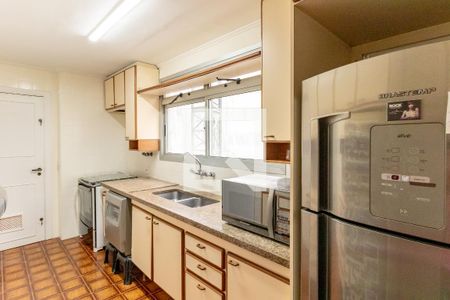 Apartamento à venda com 214m², 3 quartos e 2 vagas Apartamento à venda com 214m², 3 quartos e 2 vagasCozinha