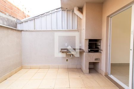 Casa de condomínio para alugar com 94m², 3 quartos e 2 vagasÁrea de Serviço