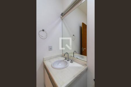 Casa de condomínio para alugar com 94m², 3 quartos e 2 vagasBanheiro