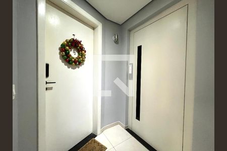 Apartamento à venda com 80m², 2 quartos e 2 vagasHall 