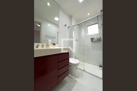 Apartamento à venda com 80m², 2 quartos e 2 vagasBanheiro da Suíte