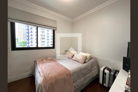 Apartamento à venda com 80m², 2 quartos e 2 vagasQuarto 2