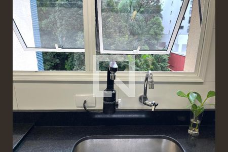 Apartamento à venda com 80m², 2 quartos e 2 vagasCozinha 