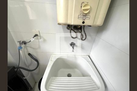 Apartamento à venda com 80m², 2 quartos e 2 vagasÁrea de Serviço