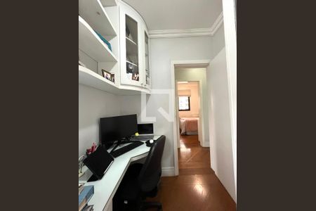 Apartamento à venda com 80m², 2 quartos e 2 vagasQuarto 3