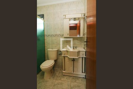 Casa à venda com 149m², 3 quartos e 2 vagasBanheiro da Suíte