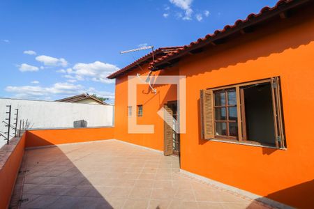 Casa à venda com 149m², 3 quartos e 2 vagasTerraço