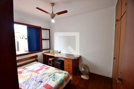 Casa à venda com 240m², 5 quartos e 4 vagasQuarto 3