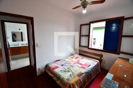 Casa à venda com 240m², 5 quartos e 4 vagasQuarto 3