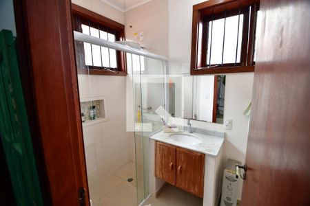 Casa à venda com 240m², 5 quartos e 4 vagasBanheiro 1