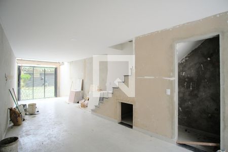 Casa à venda com 160m², 3 quartos e 3 vagasGaragem