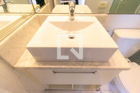 Apartamento à venda com 70m², 2 quartos e 1 vaga Apartamento à venda com 70m², 2 quartos e 1 vagaBanheiro 2