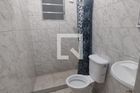 Casa para alugar com 64m², 2 quartos e sem vaga Casa para alugar com 64m², 2 quartos e sem vagaBanheiro