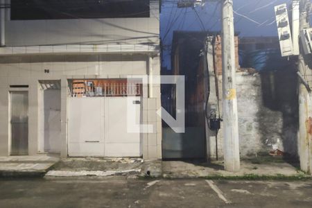 Casa para alugar com 64m², 2 quartos e sem vaga Casa para alugar com 64m², 2 quartos e sem vagaFachada