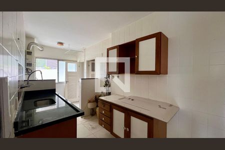 Apartamento à venda com 63m², 2 quartos e 1 vagaCozinha