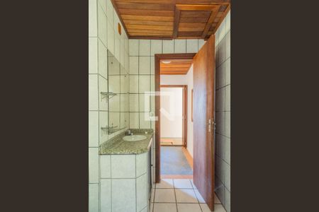 Casa à venda com 235m², 3 quartos e 4 vagasBanheiro Social