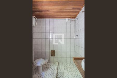 Casa à venda com 235m², 3 quartos e 4 vagasBanheiro da Suíte