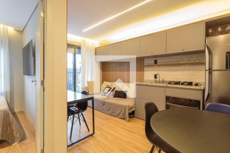 Sala de kitnet/studio para alugar com 1 quarto, 32m² em Indianópolis, São Paulo