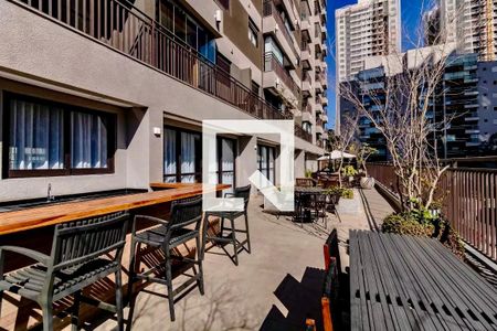 Apartamento para alugar com 30m², 1 quarto e 1 vaga Apartamento para alugar com 30m², 1 quarto e 1 vagaÁrea comum - Churrasqueira