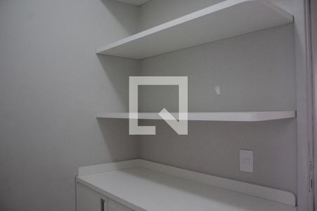 Apartamento à venda com 240m², 3 quartos e 4 vagasDespensa