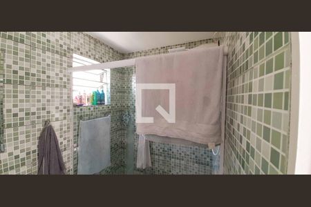 Casa à venda com 232m², 4 quartos e 4 vagasCasa 2 - Banheiro