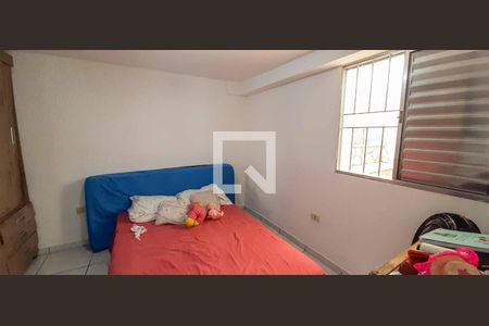 Casa à venda com 232m², 4 quartos e 4 vagasCasa 2 - Quarto 1