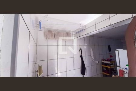 Casa à venda com 232m², 4 quartos e 4 vagasCasa 2 - Área de Serviço