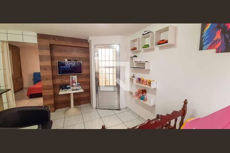 Casa à venda com 232m², 4 quartos e 4 vagasCasa 2 - Sala
