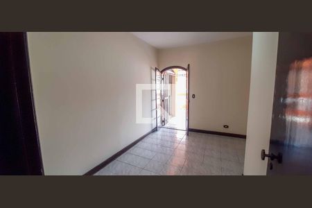 Casa à venda com 232m², 4 quartos e 4 vagasCasa 1 - Quarto 1