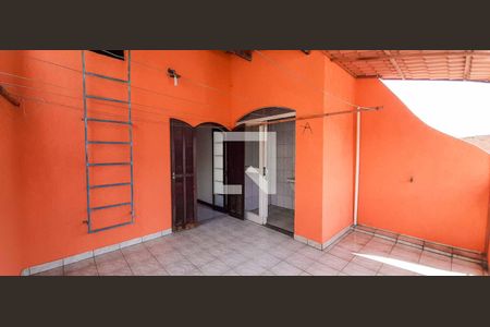 Casa à venda com 232m², 4 quartos e 4 vagasCasa 1 - Varanda do Quarto 1