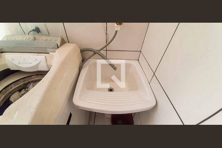 Casa à venda com 232m², 4 quartos e 4 vagasCasa 2 - Área de Serviço