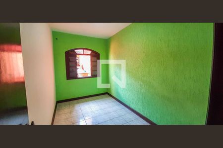 Casa à venda com 232m², 4 quartos e 4 vagasCasa 1 - Quarto 2