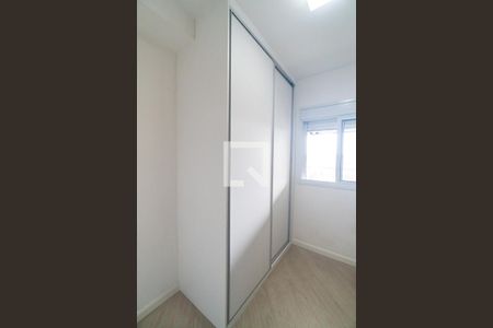 Apartamento para alugar com 73m², 2 quartos e 1 vagaQuarto - Armários