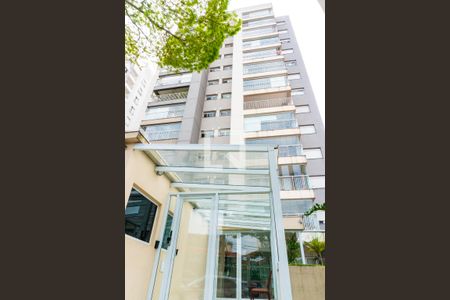 Apartamento para alugar com 73m², 2 quartos e 1 vagaFachada e portaria