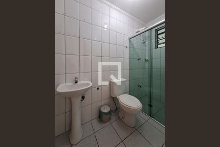 Casa para alugar com 250m², 2 quartos e 3 vagasBanheiro de serviço