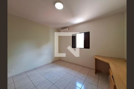 Casa para alugar com 250m², 2 quartos e 3 vagasQuarto 2