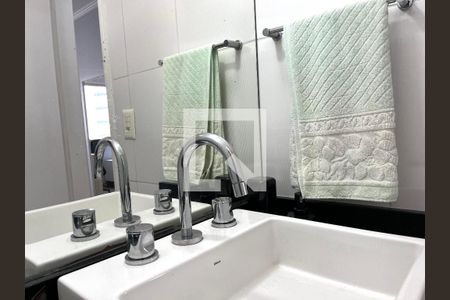 Apartamento à venda com 117m², 3 quartos e 2 vagasBanheiro da Suíte 2