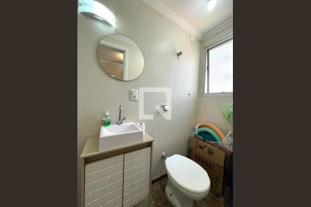 Apartamento à venda com 117m², 3 quartos e 2 vagasBanheiro de serviço